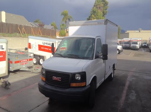 Used 2013 10 ' Box Truck for sale