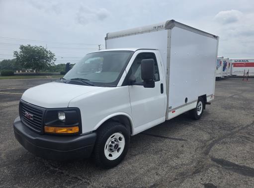 Used 2013 10 ' Box Truck for sale