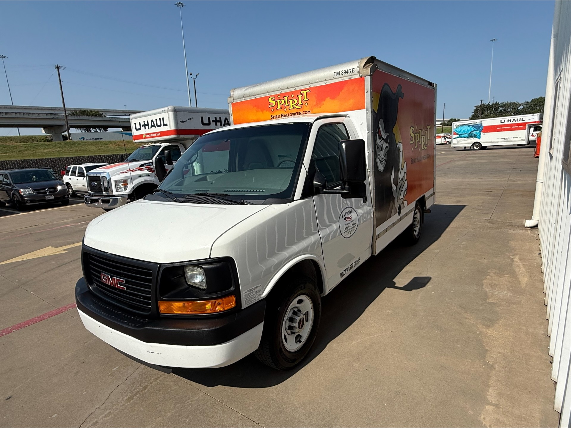 Used 2013 10 ' Box Truck for sale