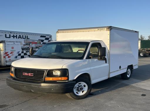 Used 2013 10 ' Box Truck for sale