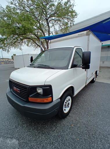 Used 2012 10 ' Box Truck for sale