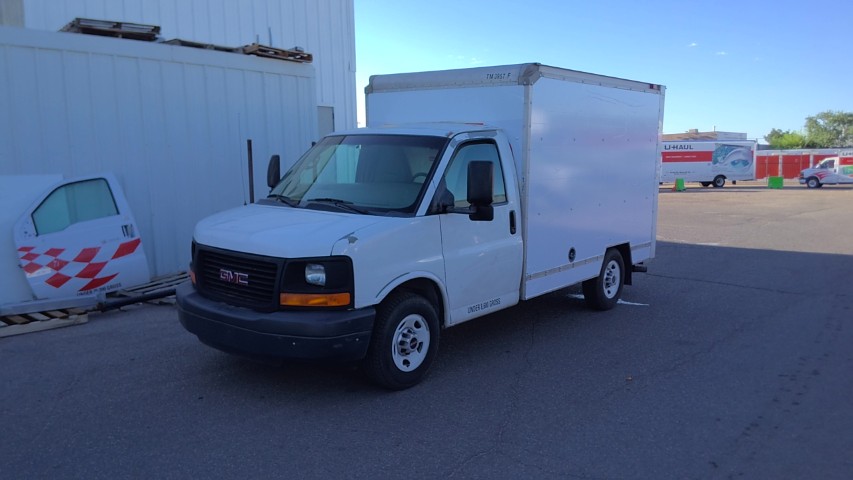 Used 2012 10 ' Box Truck for sale