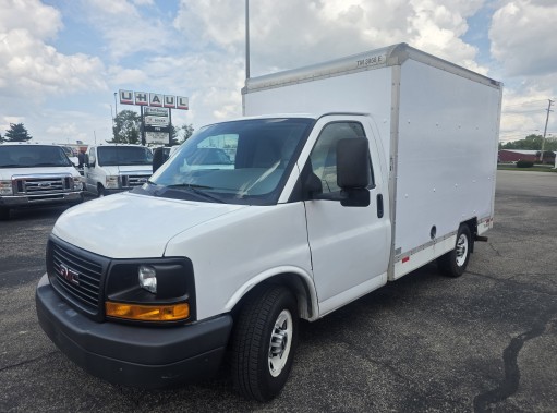 Used 2013 10 ' Box Truck for sale