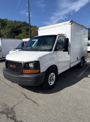 Used 2012 10 ' Box Truck for sale