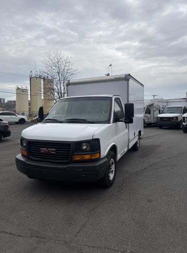 Used 2013 10 ' Box Truck for sale