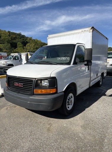 Used 2013 10 ' Box Truck for sale