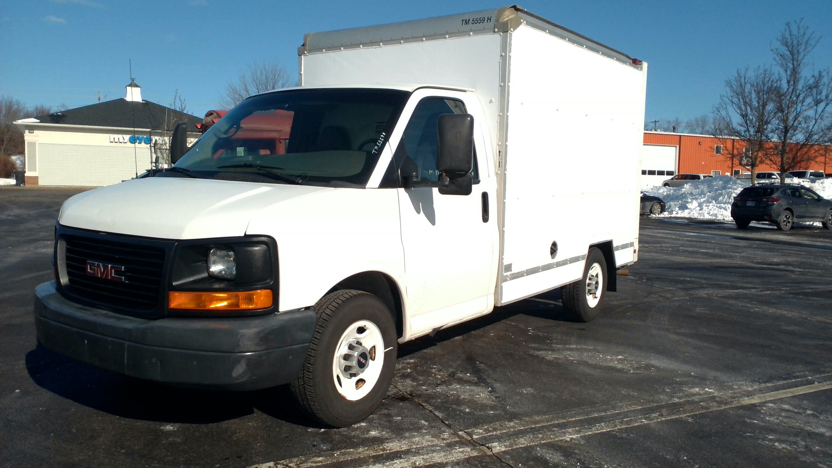 Used 2014 10 ' Box Truck for sale