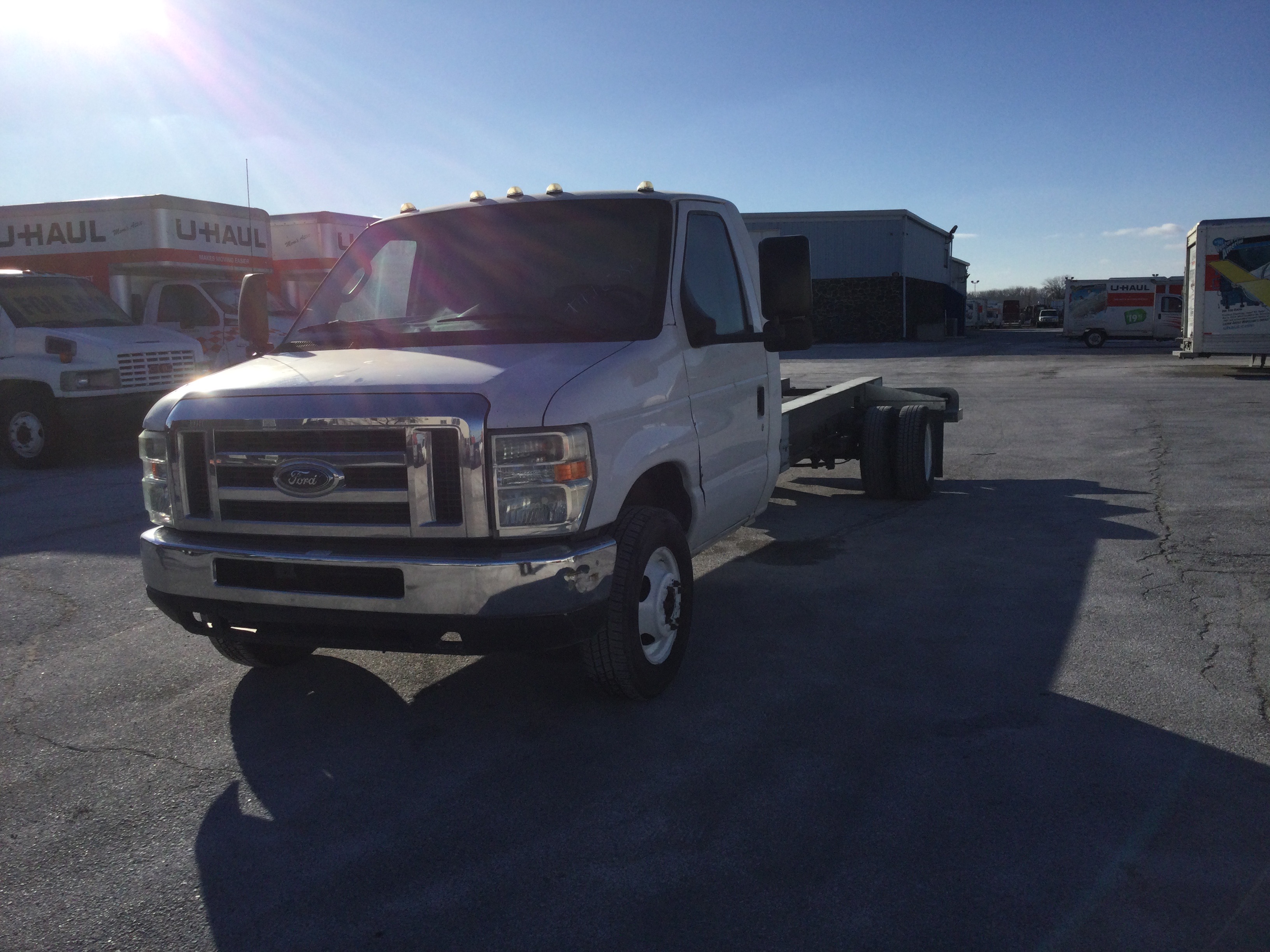 Used 2011 20 ' Cab and Chassis for sale