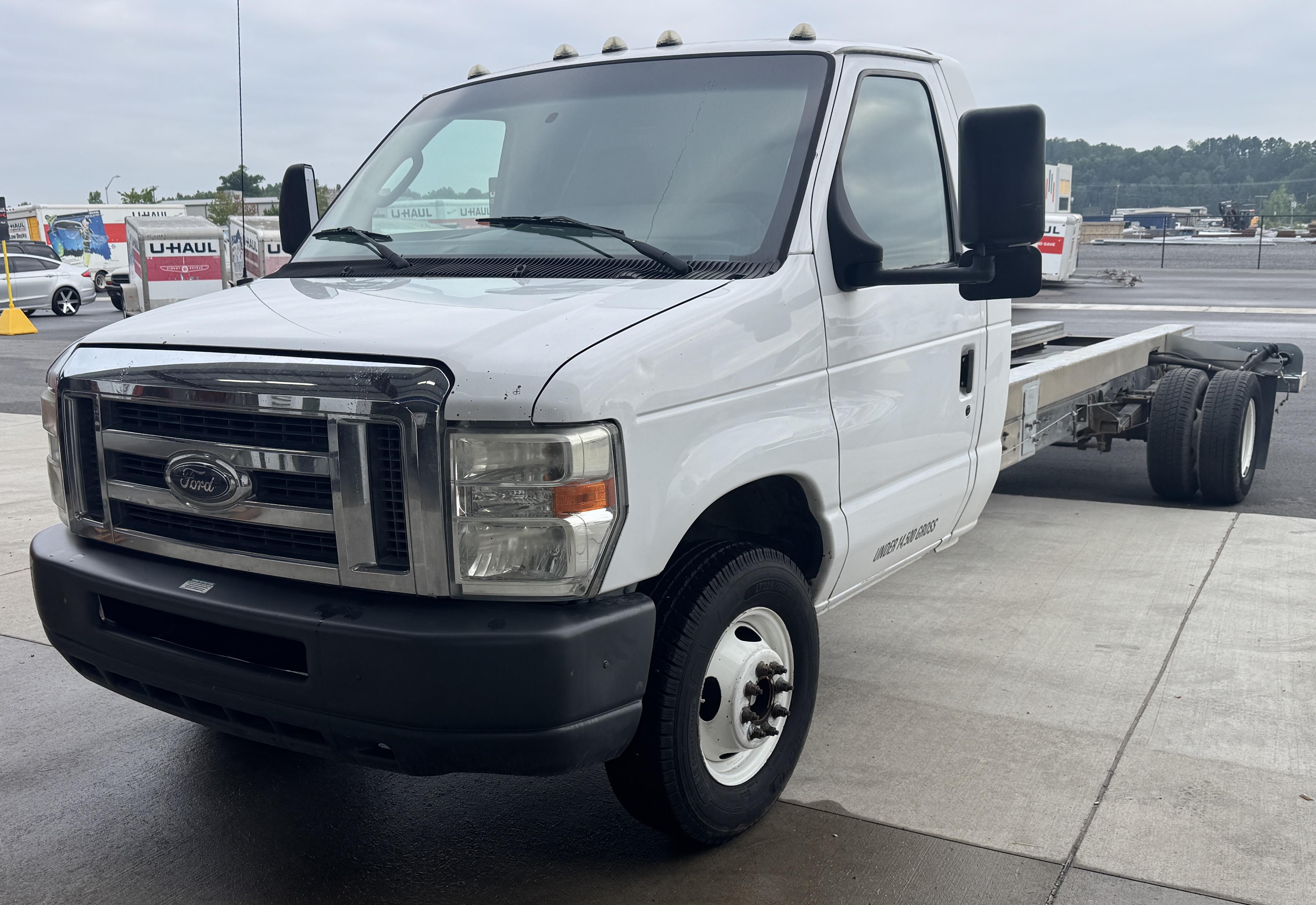 Used 2012 20 ' Cab and Chassis for sale