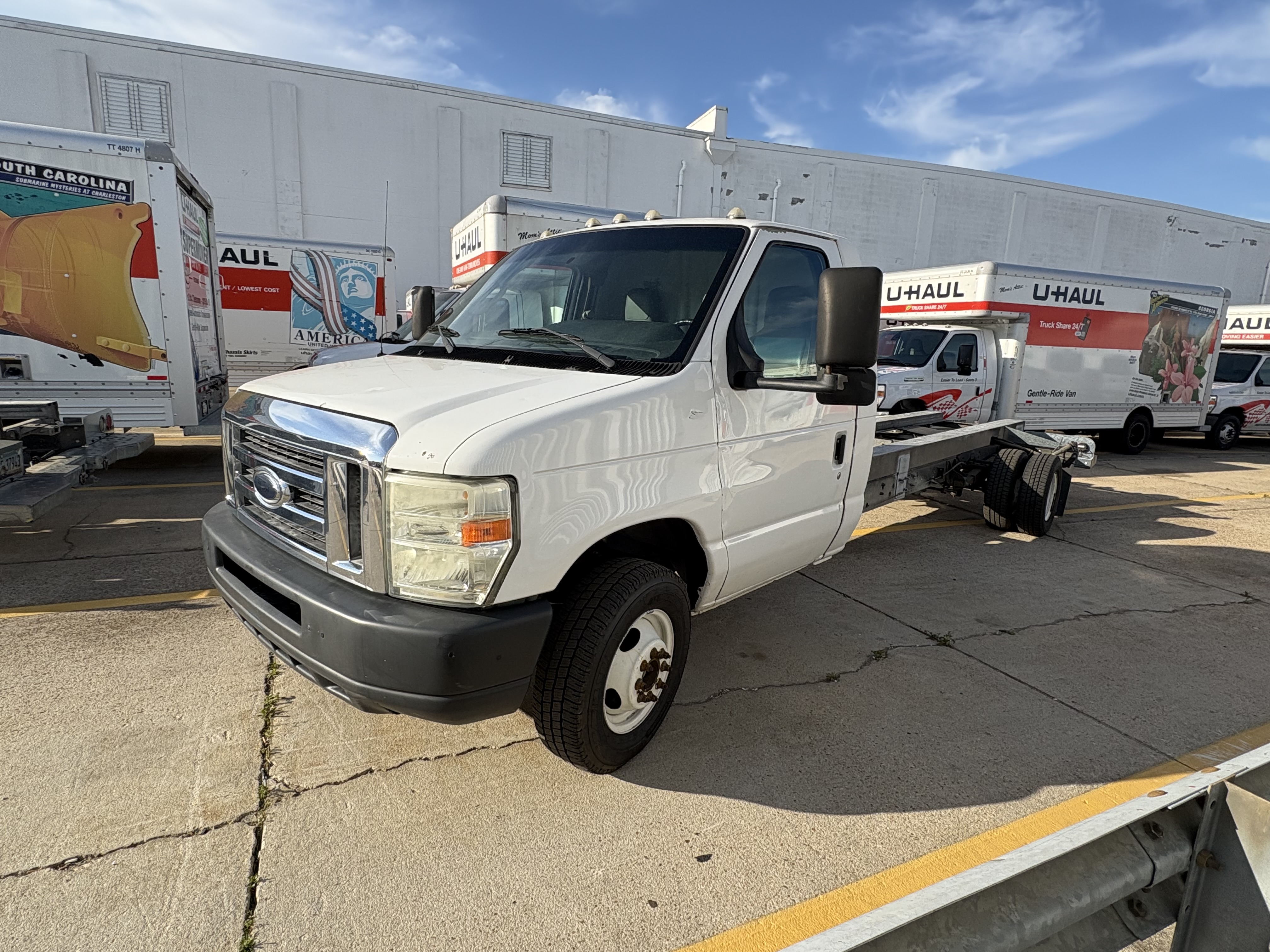 Used 2012 20 ' Cab and Chassis for sale