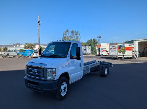 Used 2011 20 ' Cab and Chassis for sale