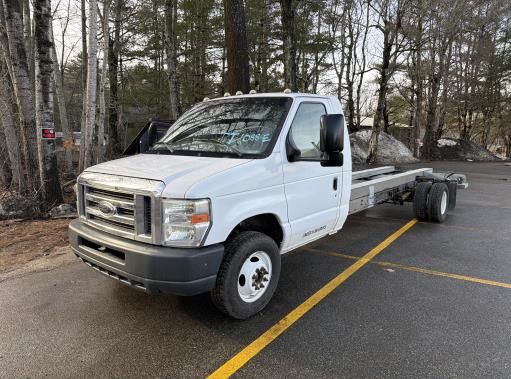 Used 2012 20 ' Cab and Chassis for sale