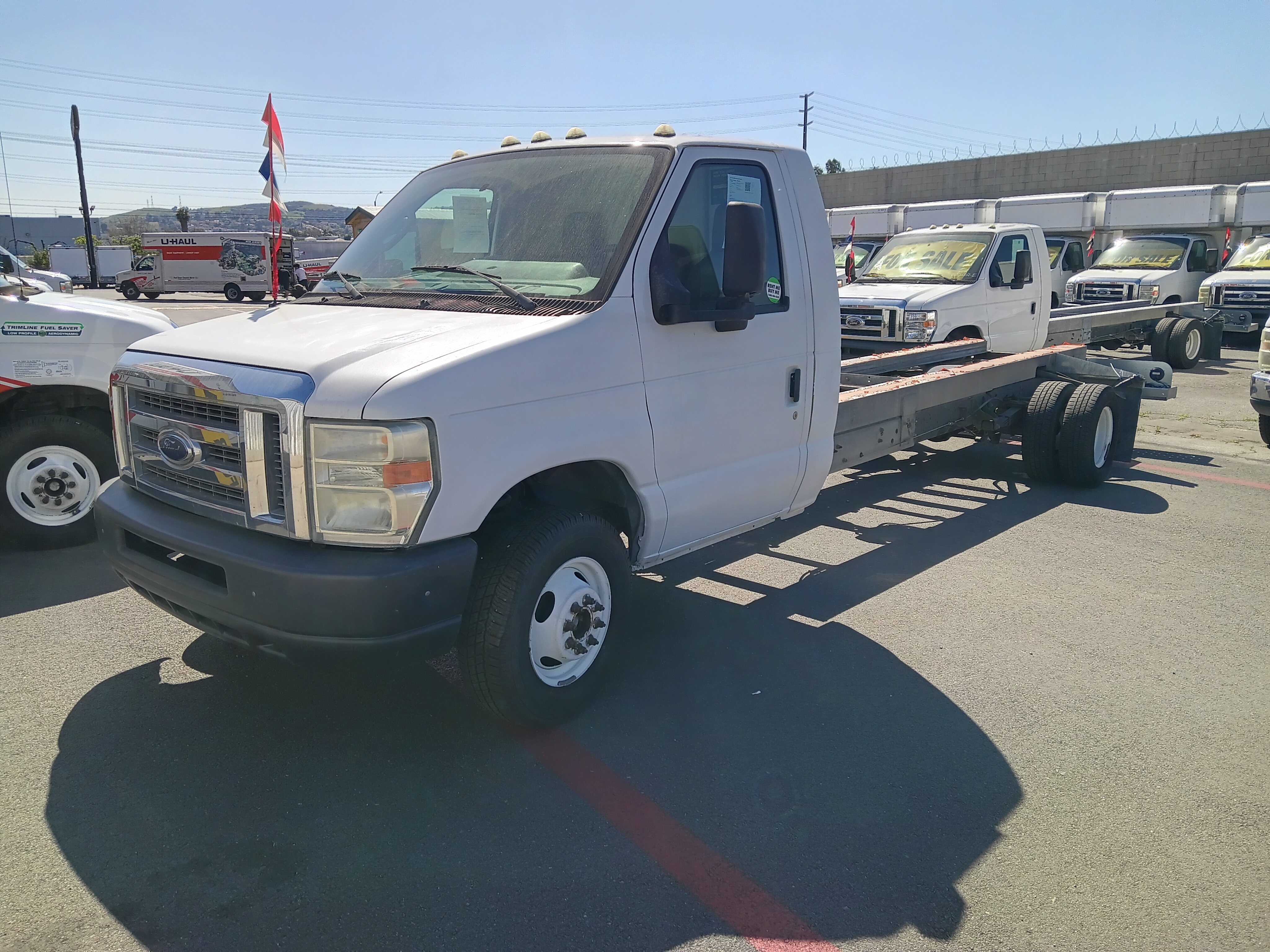 Used 2011 20 ' Cab and Chassis for sale