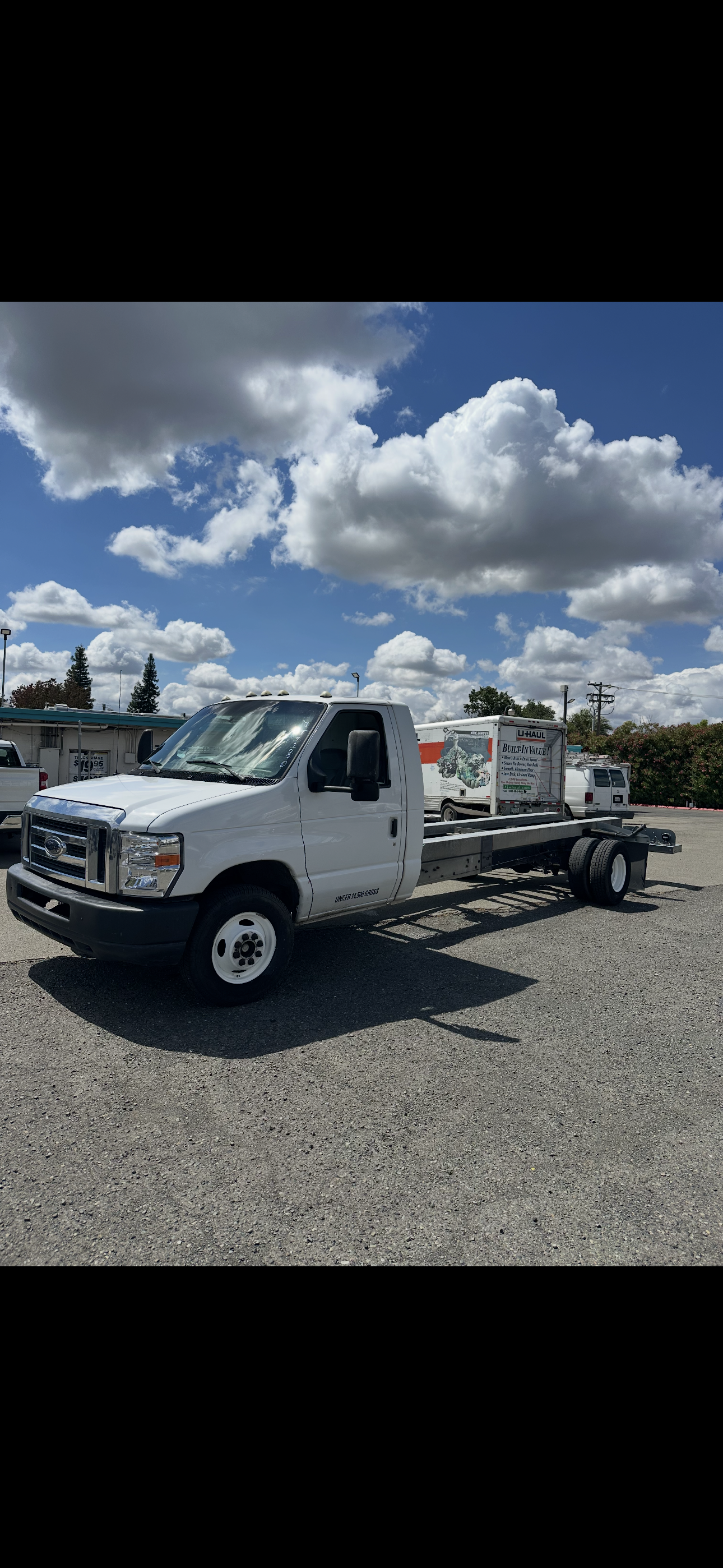 Used 2011 20 ' Cab and Chassis for sale