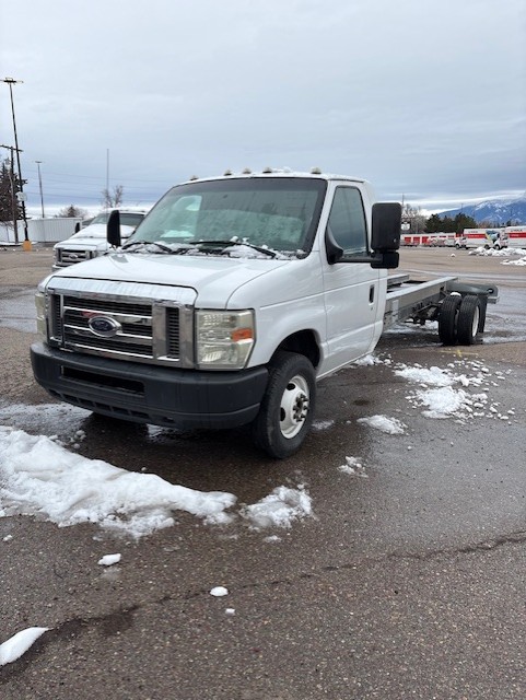 Used 2011 20 ' Cab and Chassis for sale