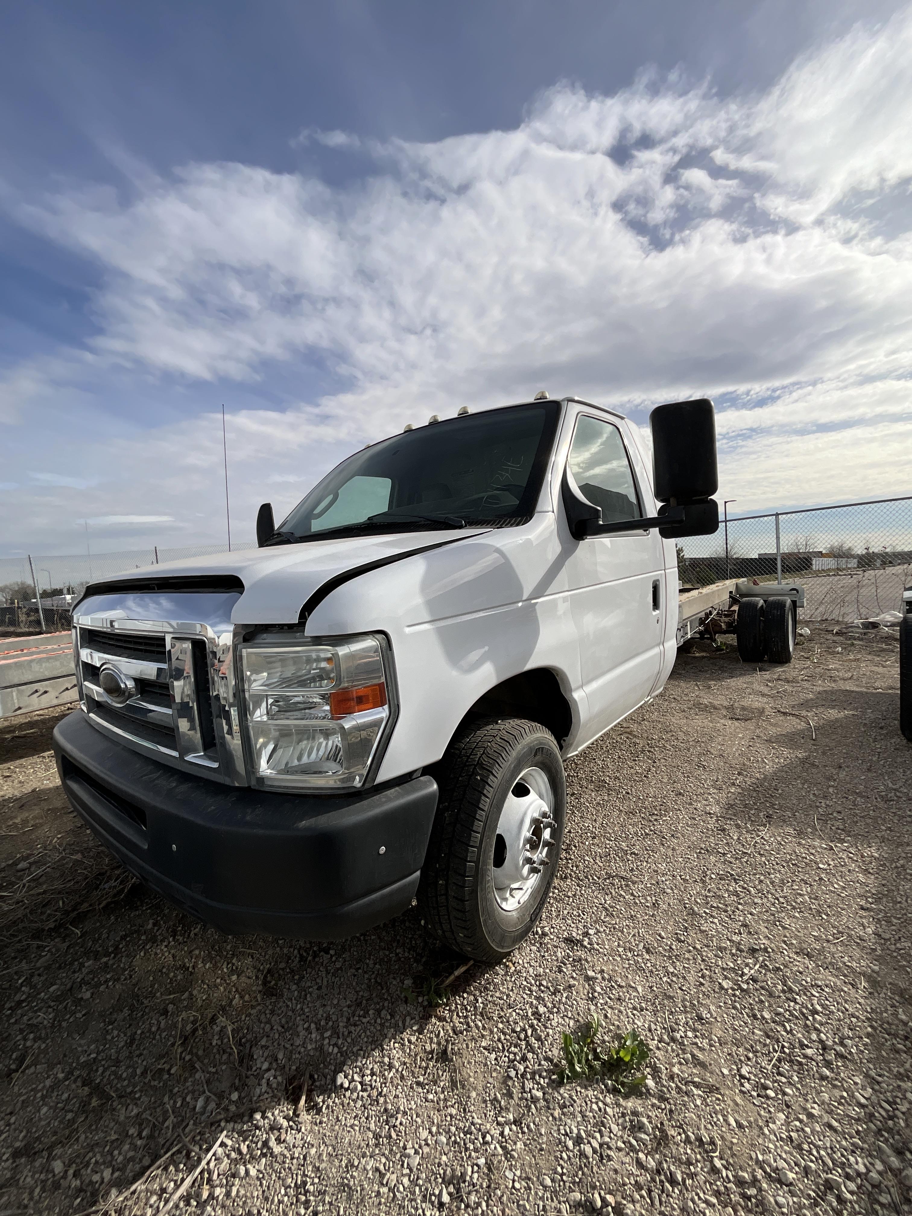 Used 2012 20 ' Cab and Chassis for sale