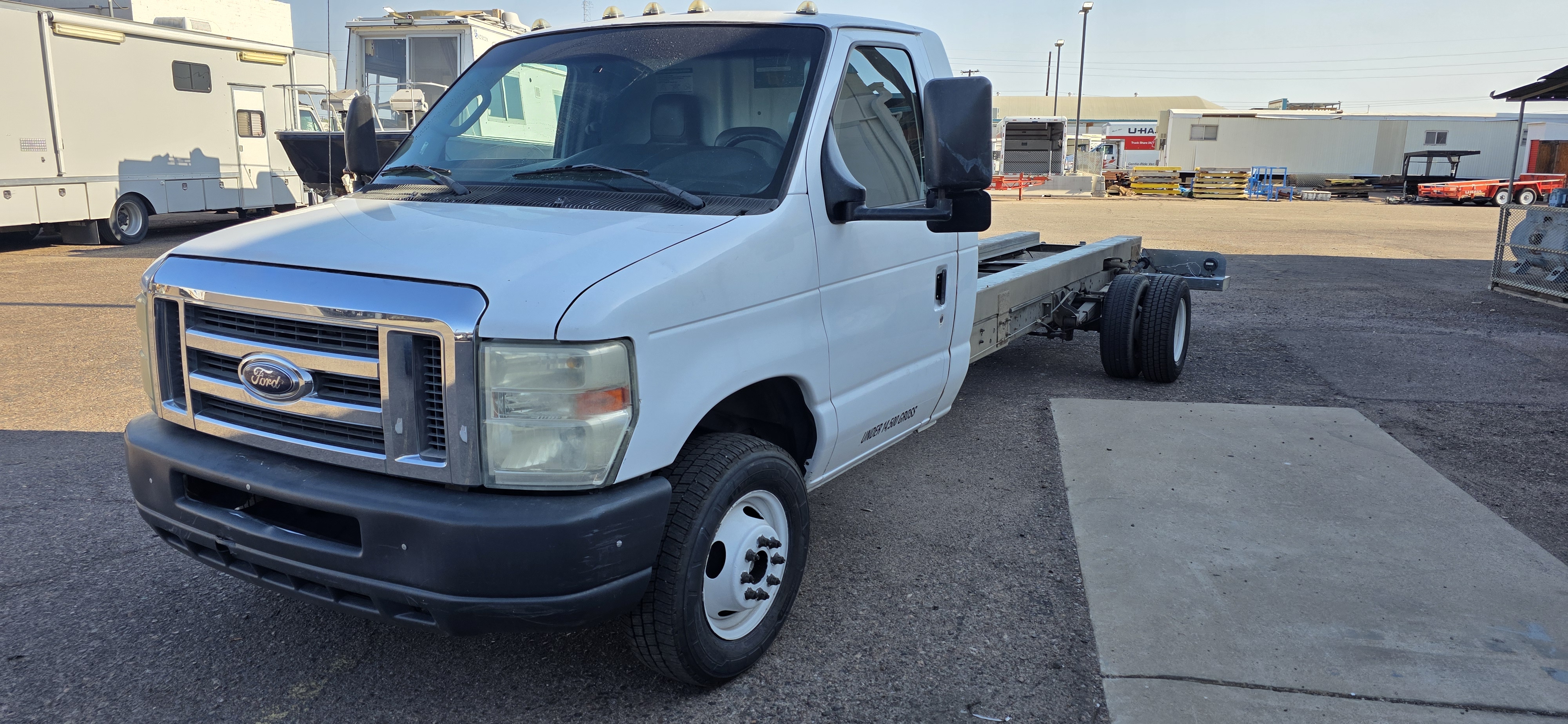 Used 2011 20 ' Cab and Chassis for sale
