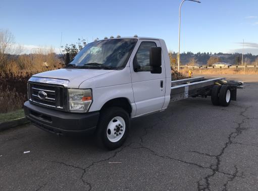 Used 2011 20 ' Cab and Chassis for sale