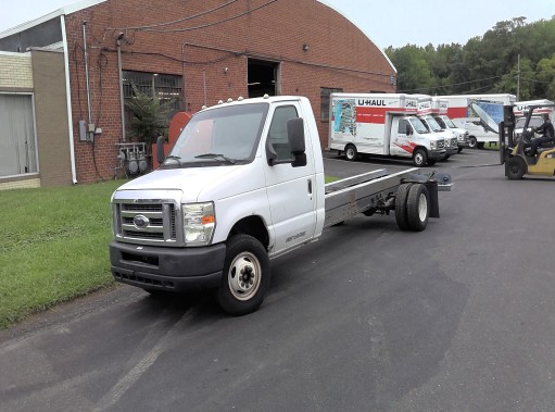 Used 2012 20 ' Cab and Chassis for sale