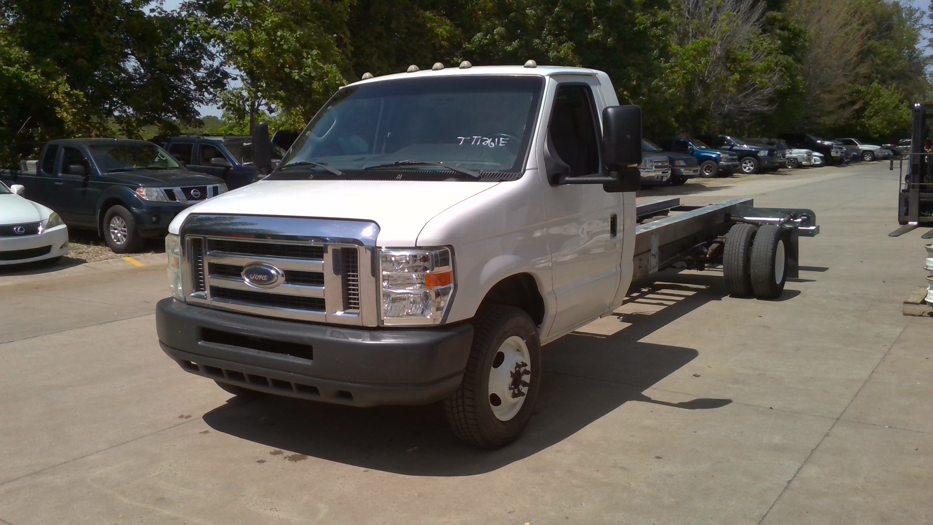 Used 2012 20 ' Cab and Chassis for sale