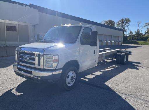 Used 2011 20 ' Cab and Chassis for sale