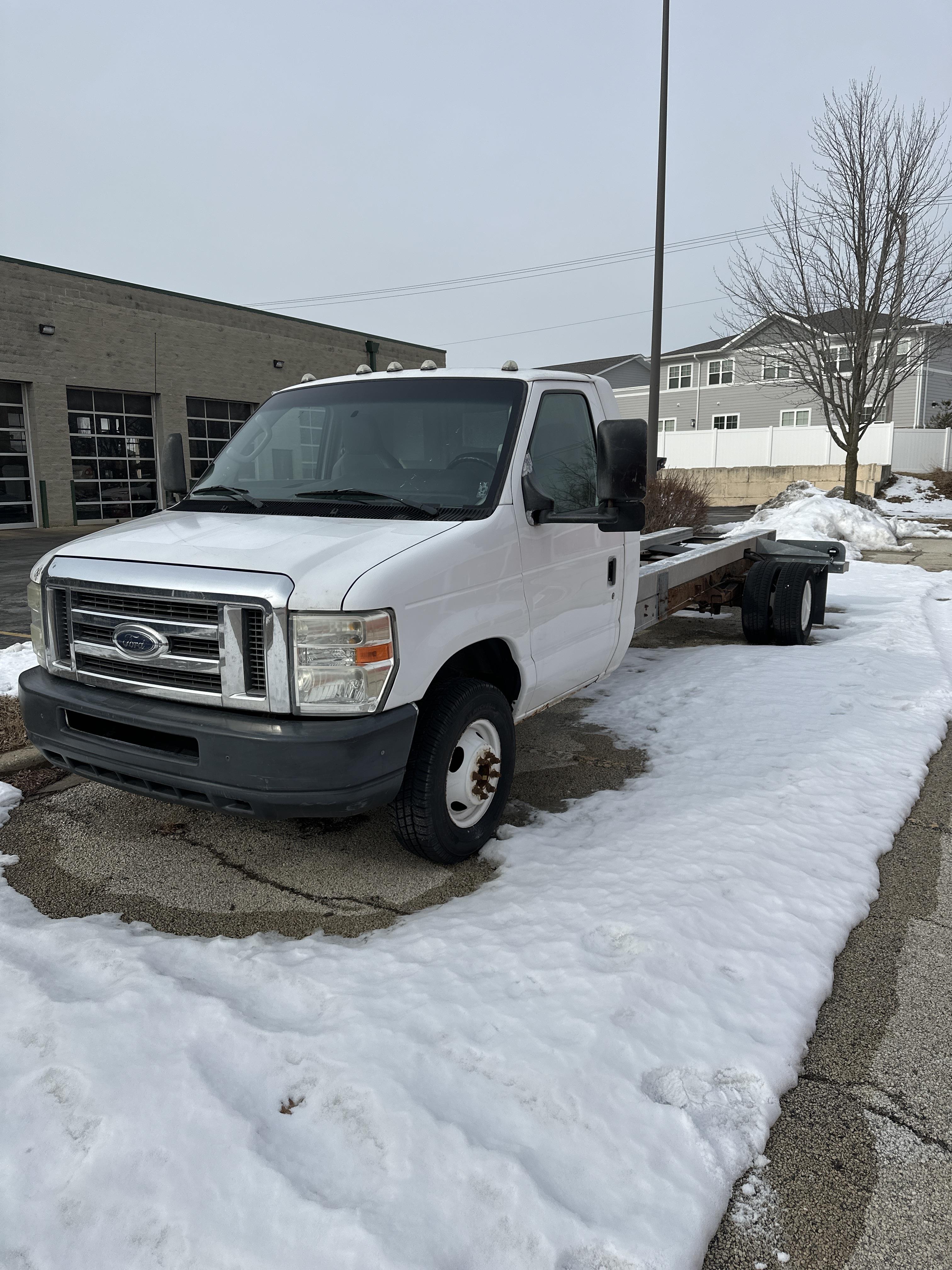 Used 2011 20 ' Cab and Chassis for sale