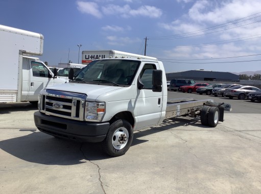 Used 2011 20 ' Cab and Chassis for sale