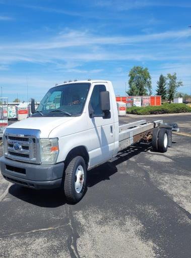 Used 2011 20 ' Cab and Chassis for sale