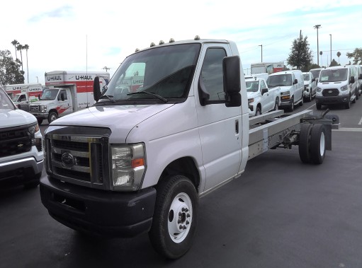 Used 2012 20 ' Cab and Chassis for sale