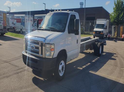 Used 2011 20 ' Cab and Chassis for sale