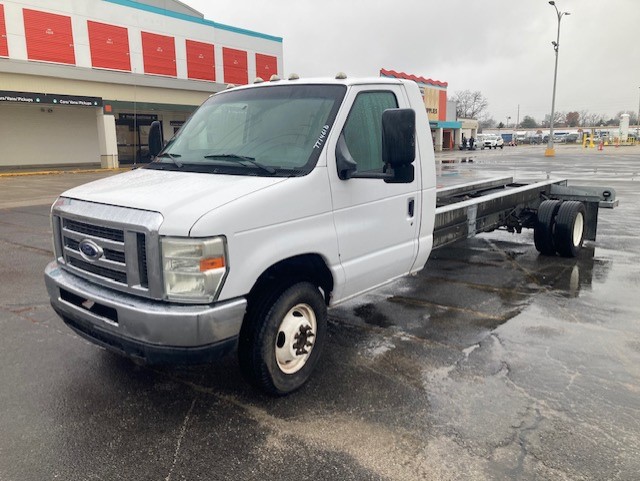 Used 2011 20 ' Cab and Chassis for sale
