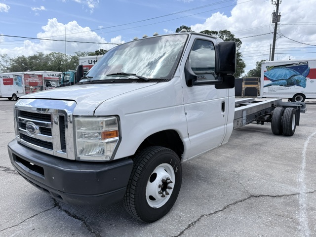Used 2012 20 ' Cab and Chassis for sale