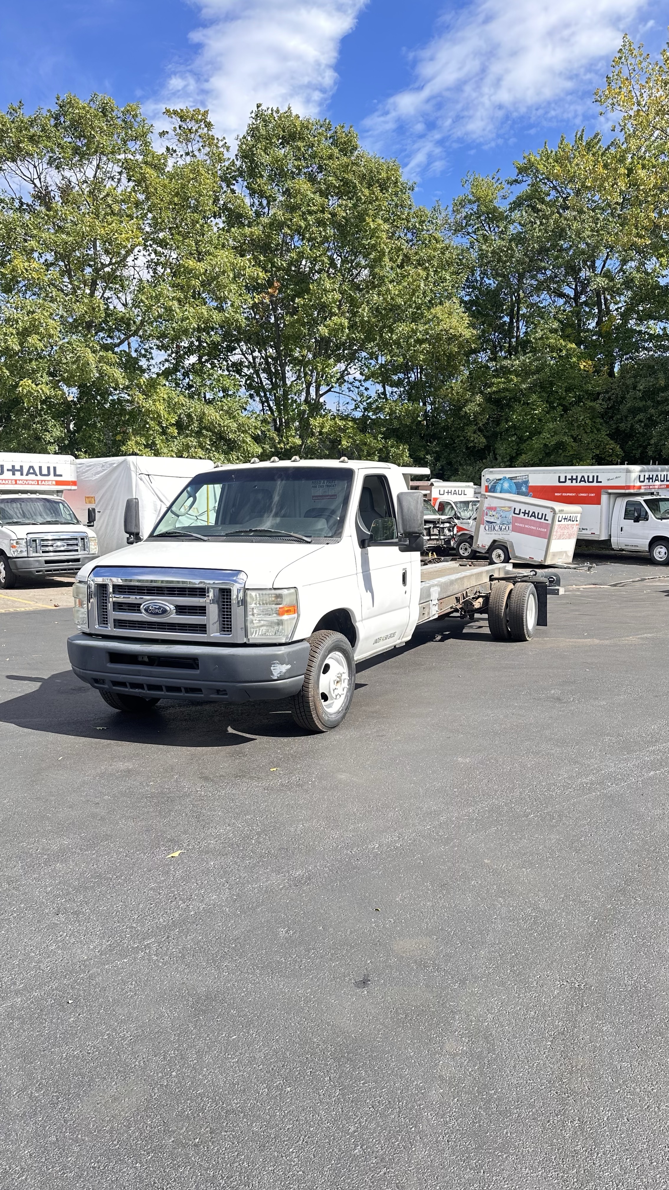 Used 2011 20 ' Cab and Chassis for sale