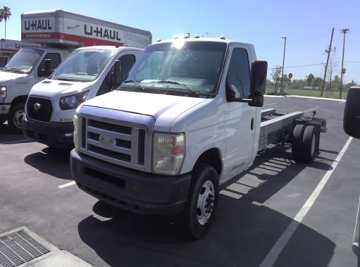 Used 2011 20 ' Cab and Chassis for sale