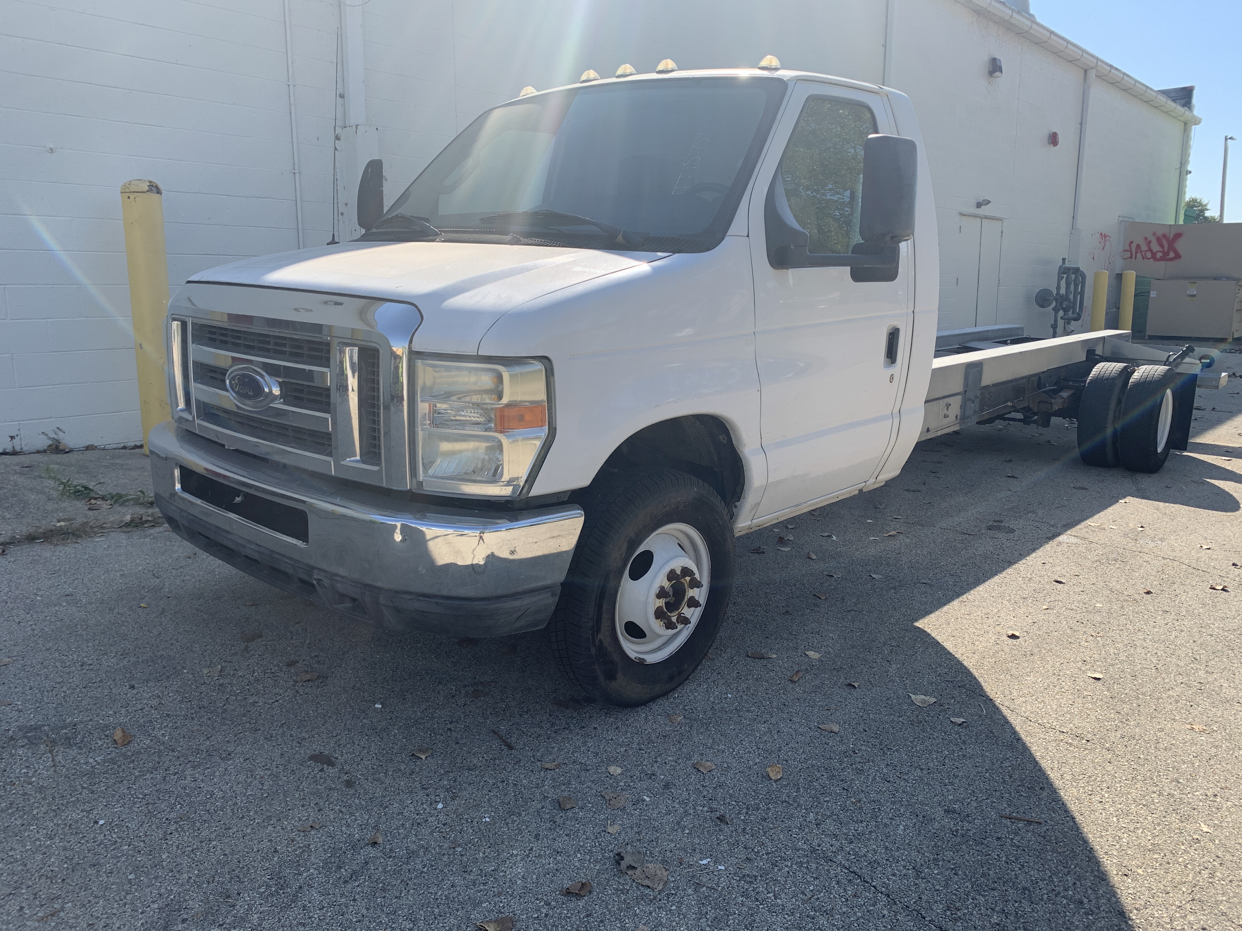 Used 2011 20 ' Cab and Chassis for sale