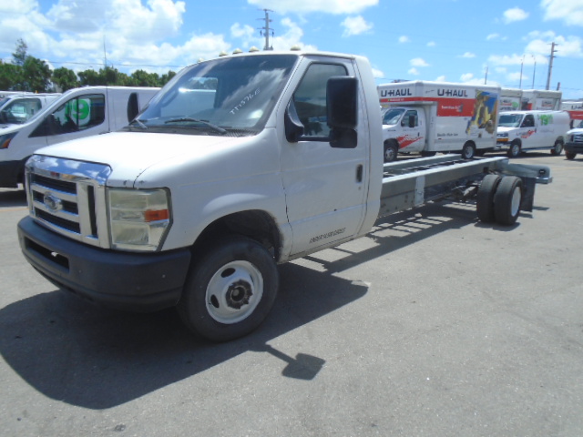 Used 2012 20 ' Cab and Chassis for sale