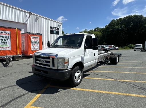Used 2011 20 ' Cab and Chassis for sale