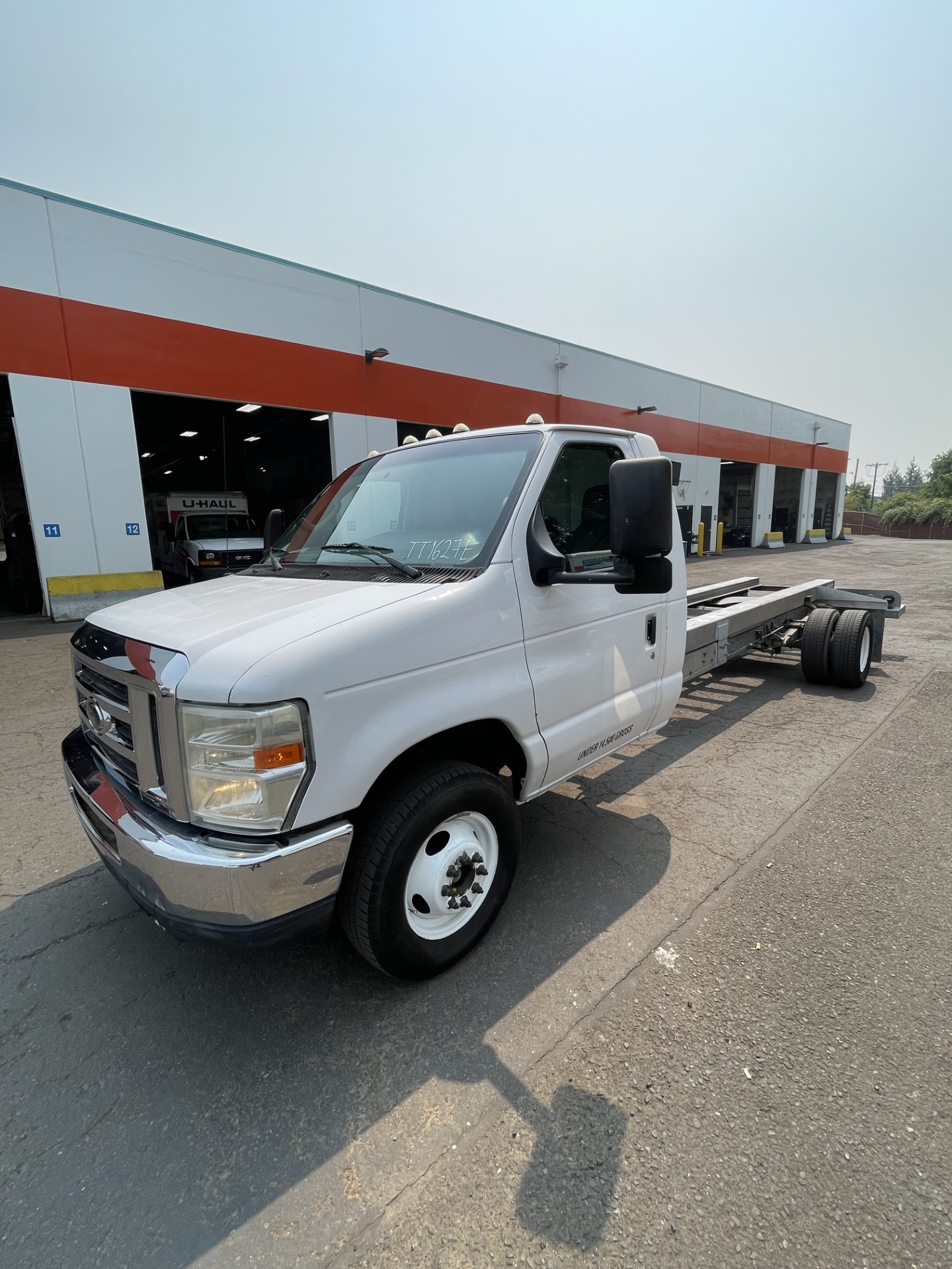 Used 2012 20 ' Cab and Chassis for sale