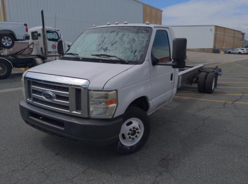 Used 2011 20 ' Cab and Chassis for sale