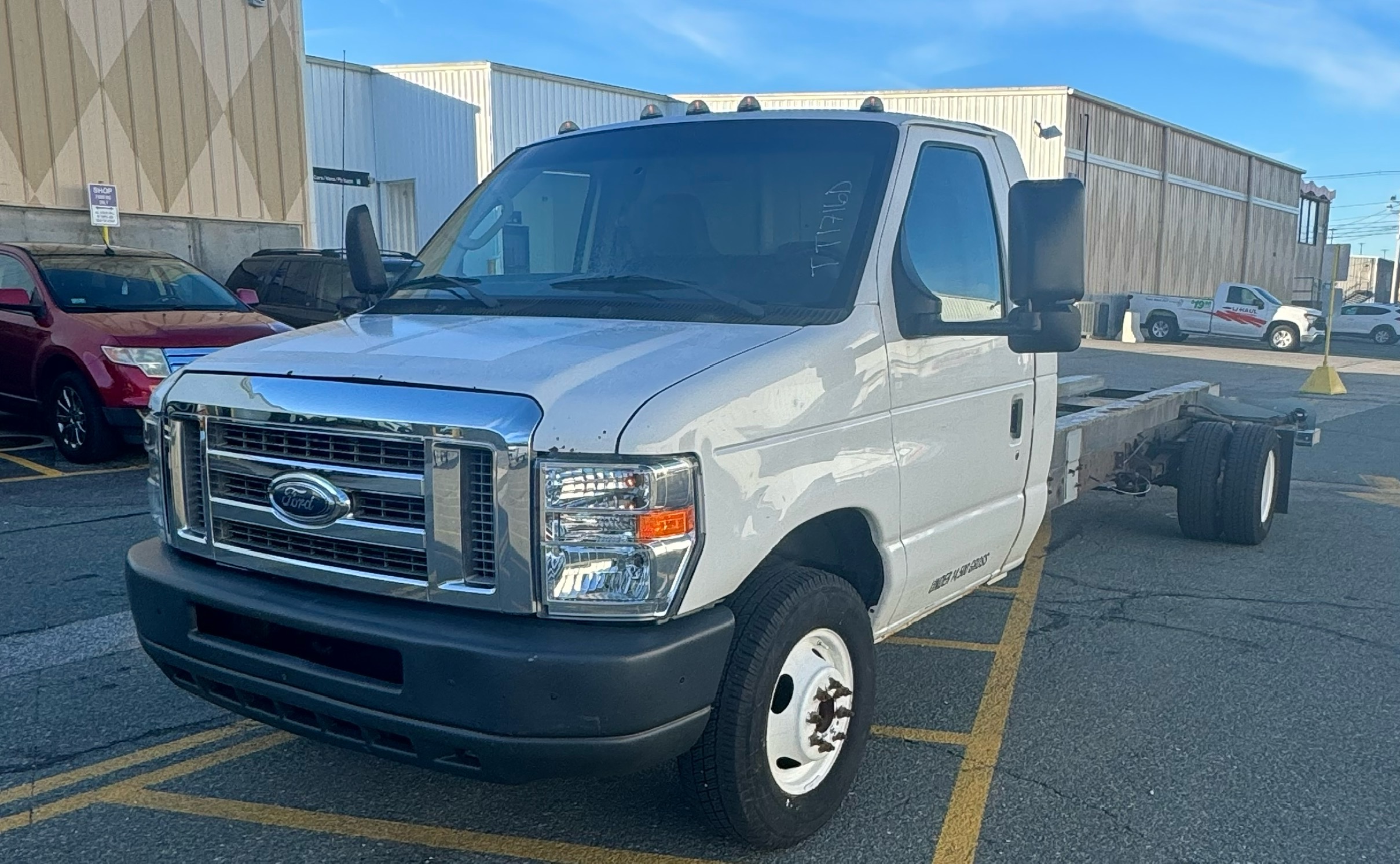 Used 2011 20 ' Cab and Chassis for sale