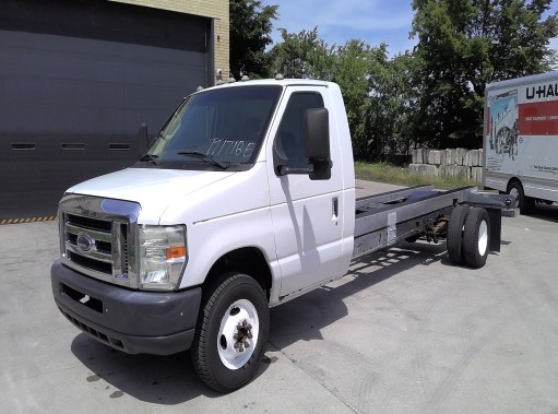 Used 2012 20 ' Cab and Chassis for sale