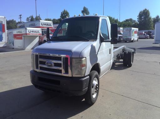 Used 2011 20 ' Cab and Chassis for sale