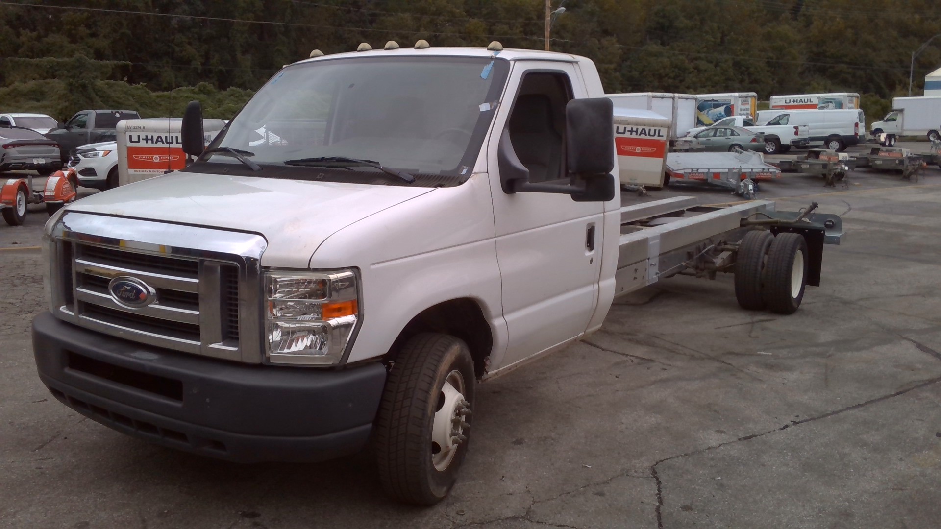Used 2012 20 ' Cab and Chassis for sale
