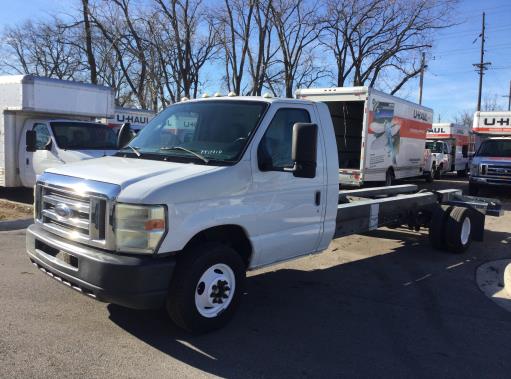 Used 2011 20 ' Cab and Chassis for sale