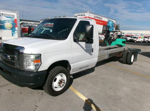 Used 2012 20 ' Cab and Chassis for sale