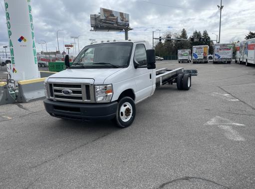Used 2011 20 ' Cab and Chassis for sale