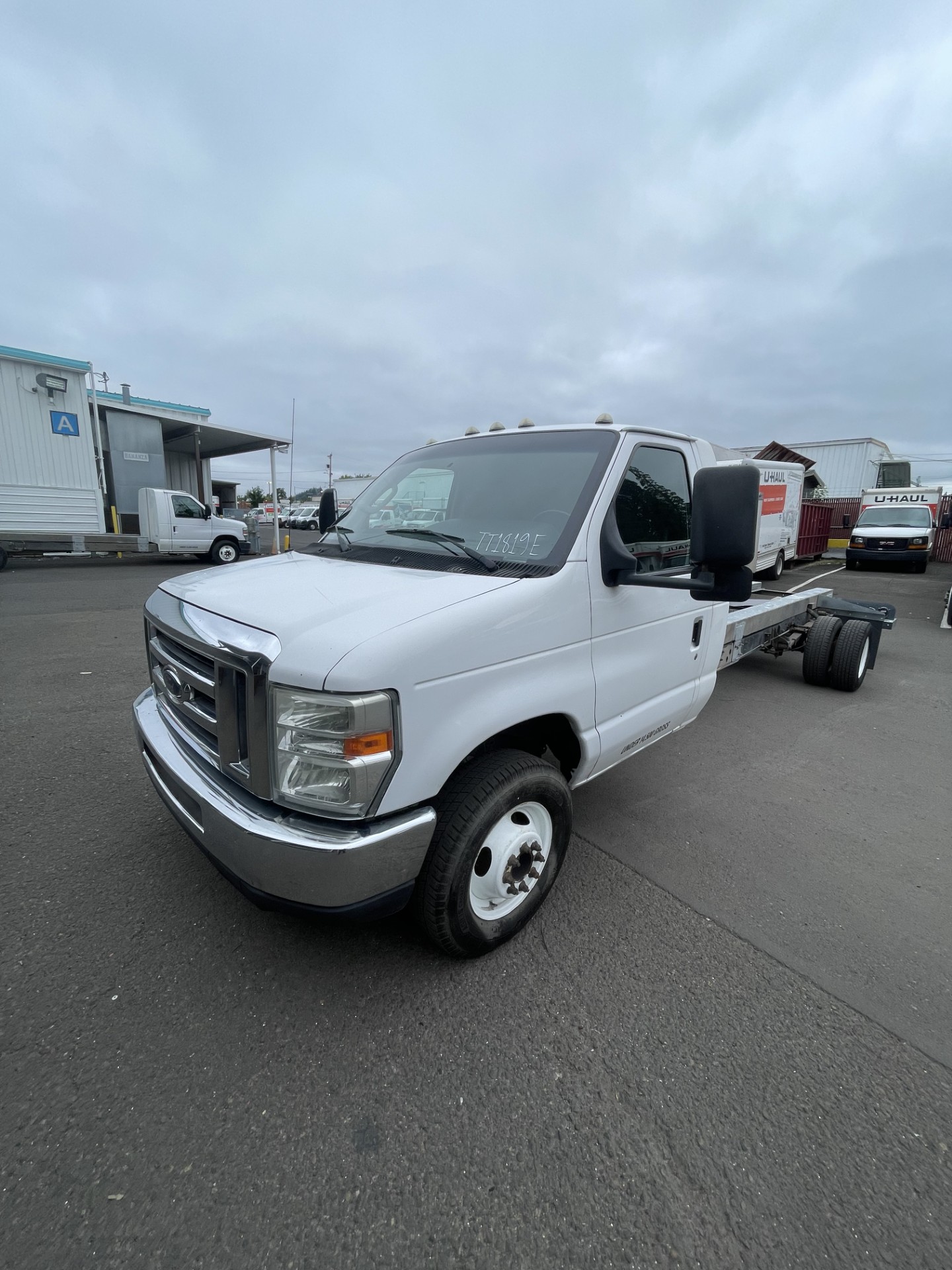 Used 2012 20 ' Cab and Chassis for sale