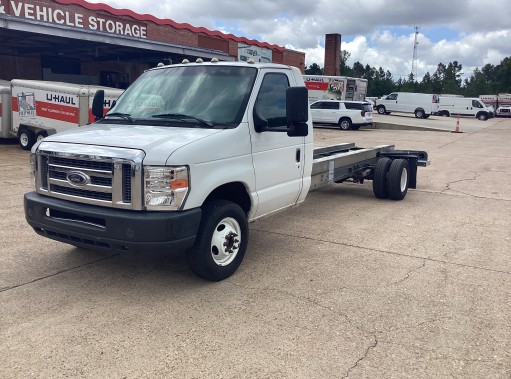 Used 2011 20 ' Cab and Chassis for sale