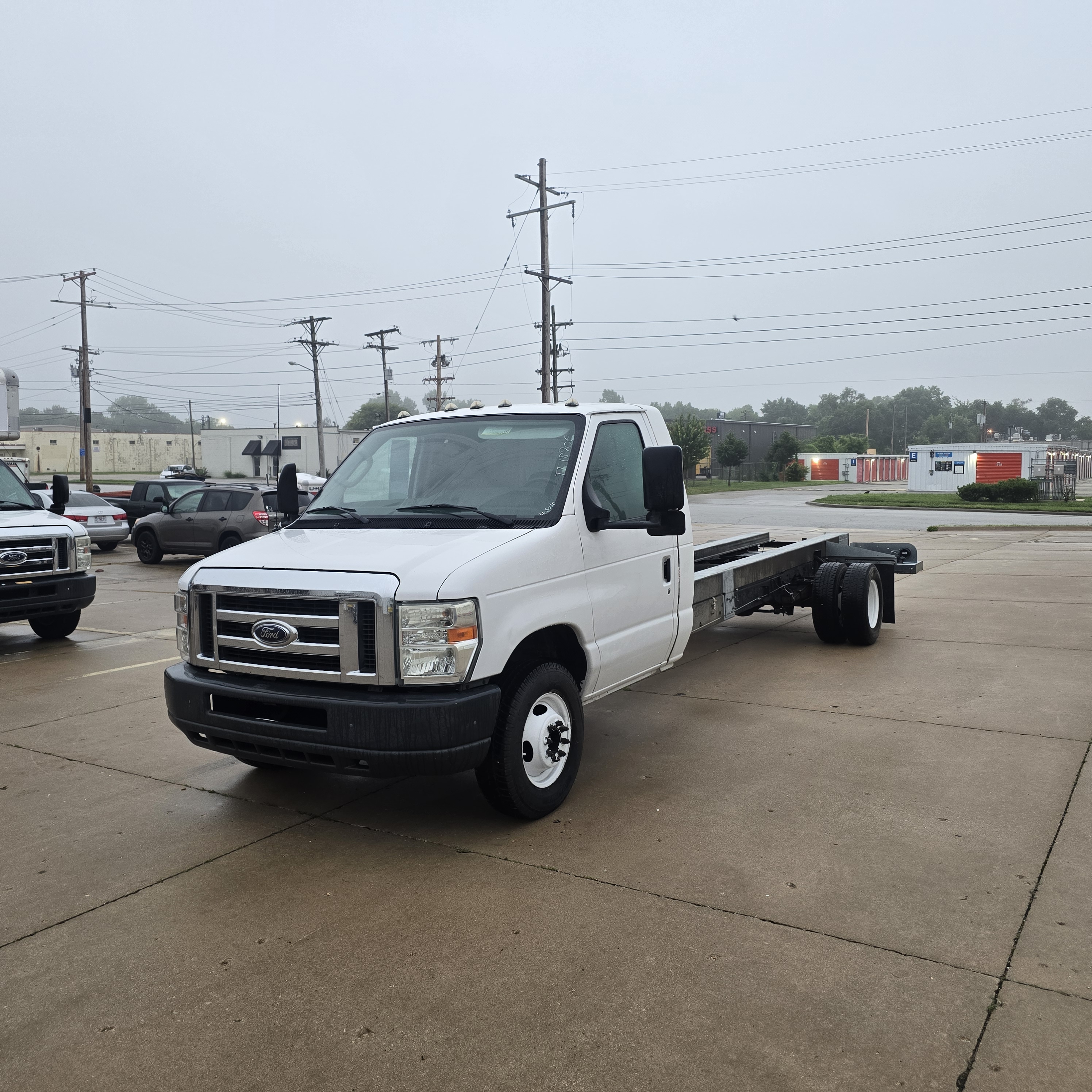 Used 2012 20 ' Cab and Chassis for sale