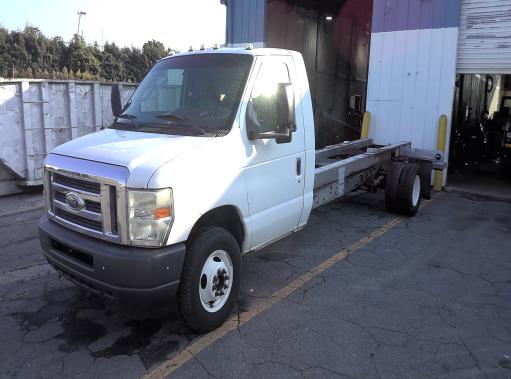 Used 2011 20 ' Cab and Chassis for sale